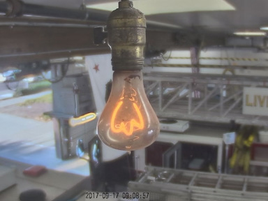 Непрерывное горение лампы накаливания производства 1901